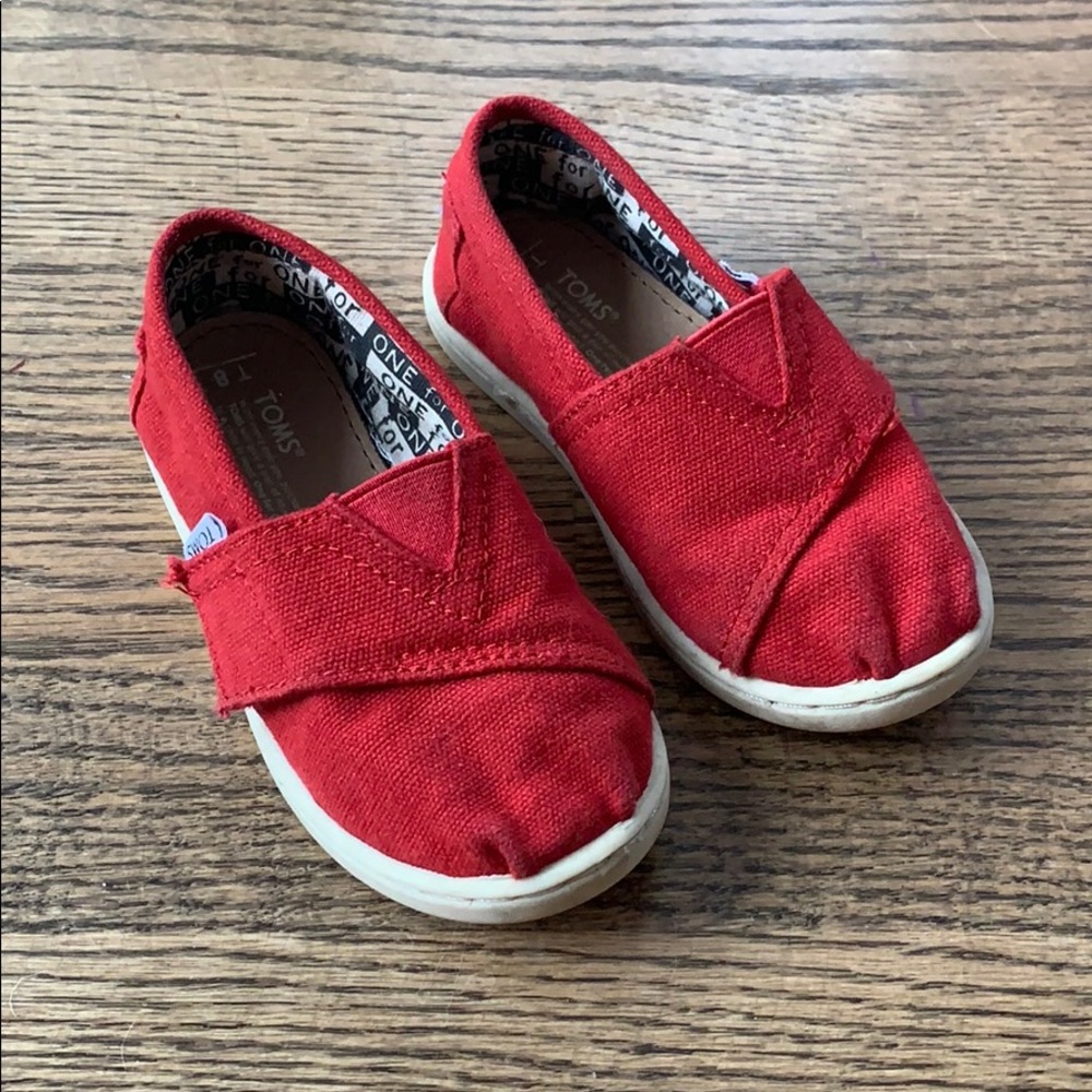 Toms toddler 8